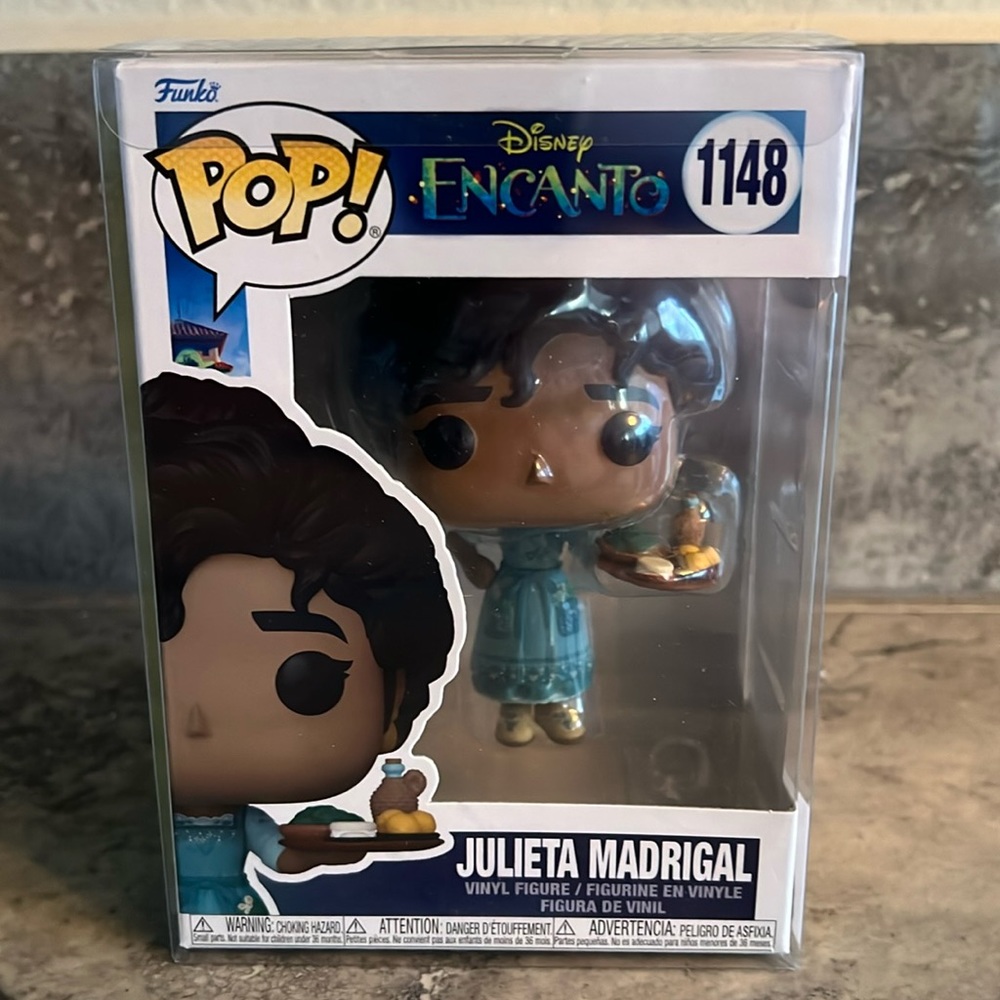 NIB JULIETA FUNKO POP W/PROTECTIVE SLEEVE